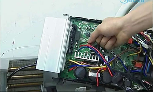 平武美的空调电话是多少